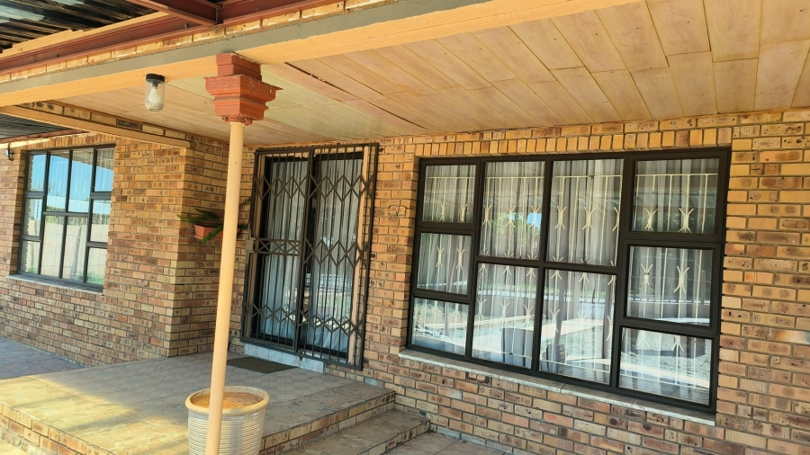 3 Bedroom Property for Sale in Collerville North West